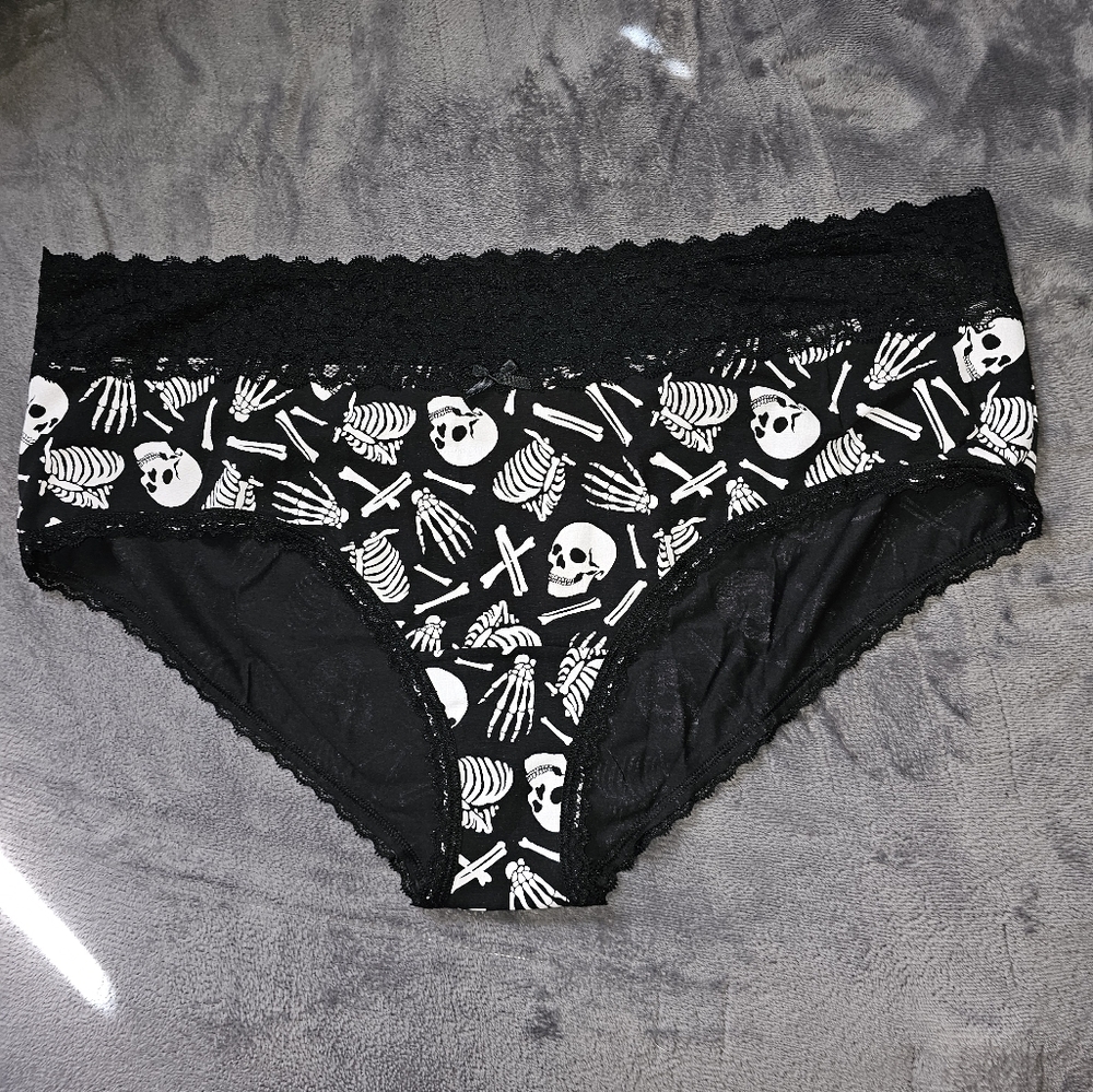 SOLD ON ANOTHER PLATFORM!!!!!! ๐ - Picture 4 of 11